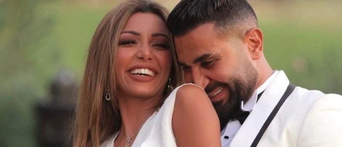 منحها جائزة أحسن زوجة في 2025.. أحمد سعد يعلن انفصاله عن زوجته علياء بسيوني